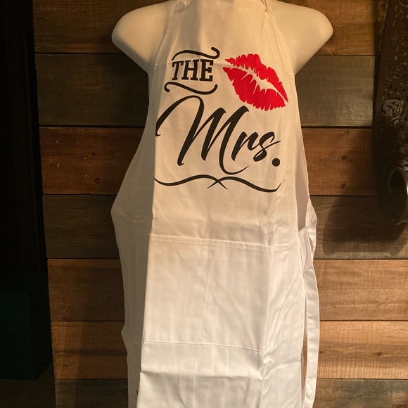 Mr and Mrs apron red/black - Picture 2 of 5